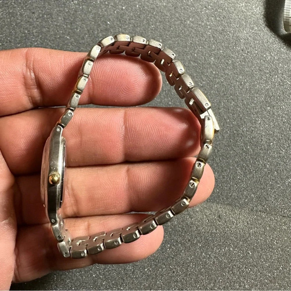 Anne Klein II Vintage Silver Gold Tone Ladies Quartz Watch Round Dial Working - Picture 5 of 10